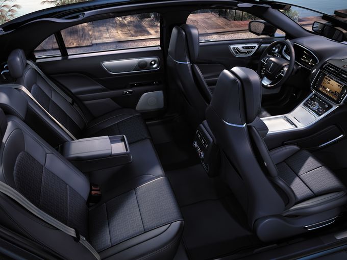Lincoln Continental interior chauffeur service
