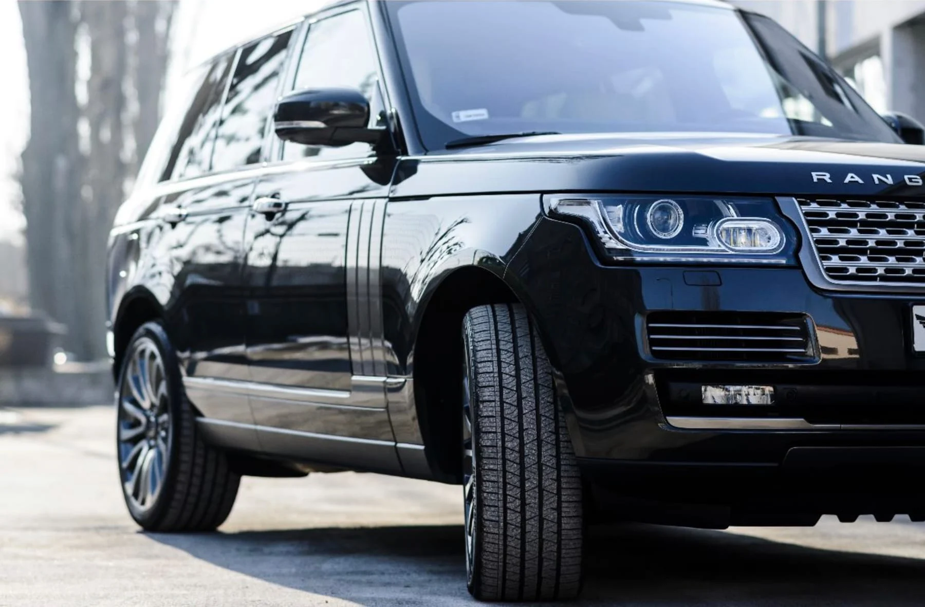 Black Tie Car Service Range Rover luxury vehicle