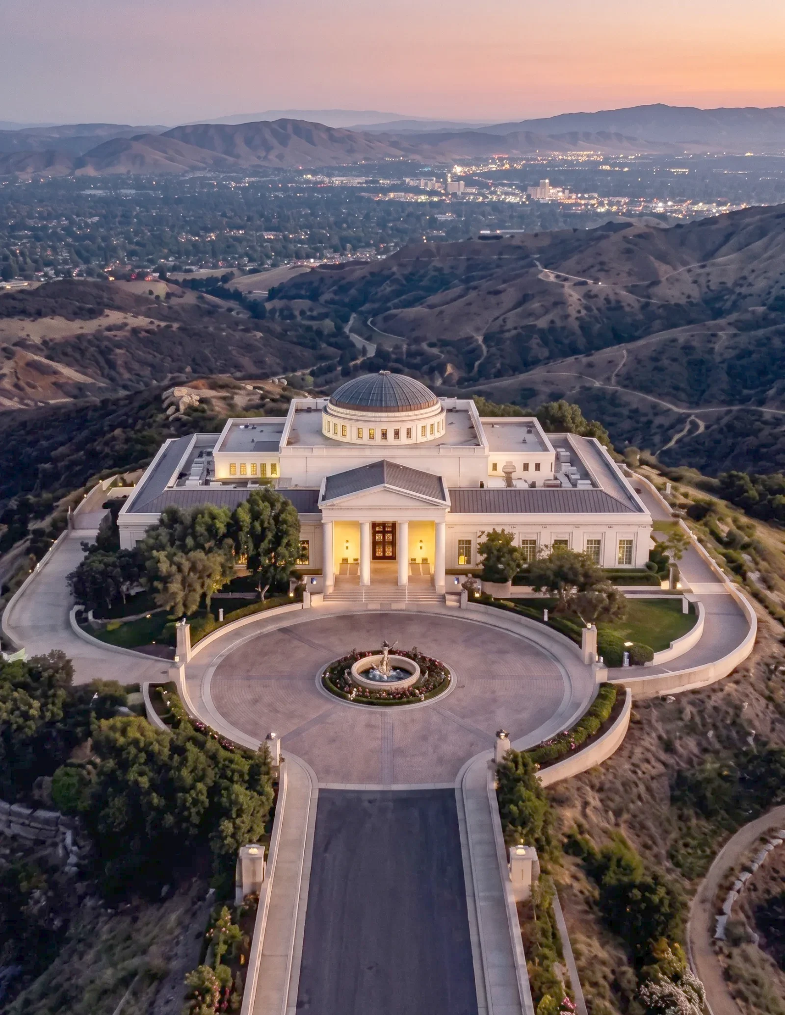 Simi Valley luxury chauffeur & car service